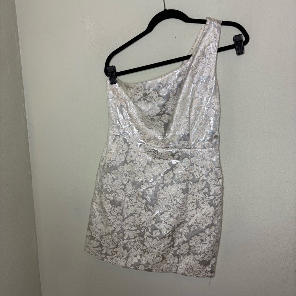 Forever 21 Silver One-Shoulder Metallic Floral Mini Dress Large
